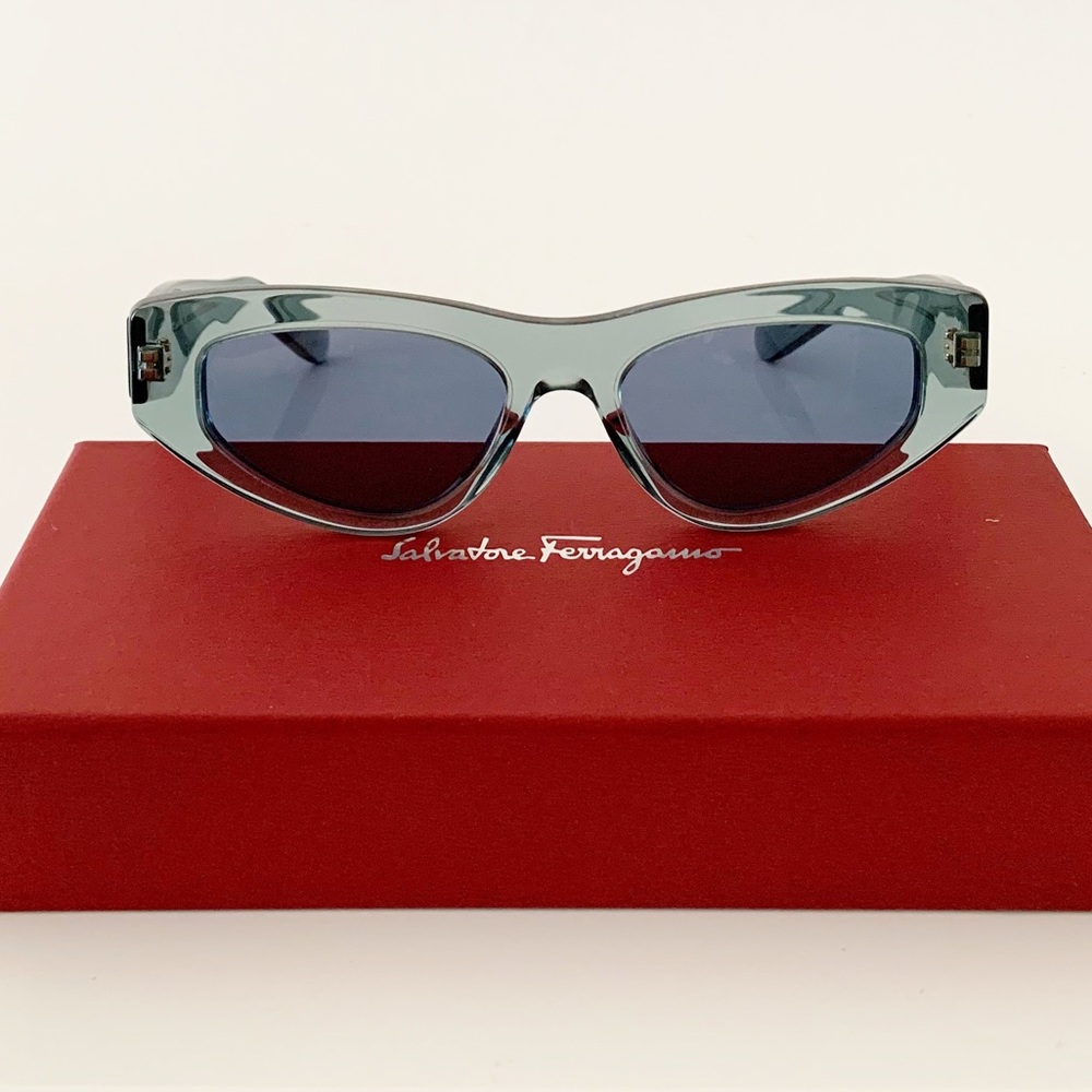 Salvatore Ferragamo Sunglasses, New 215 - Picture 4 of 13